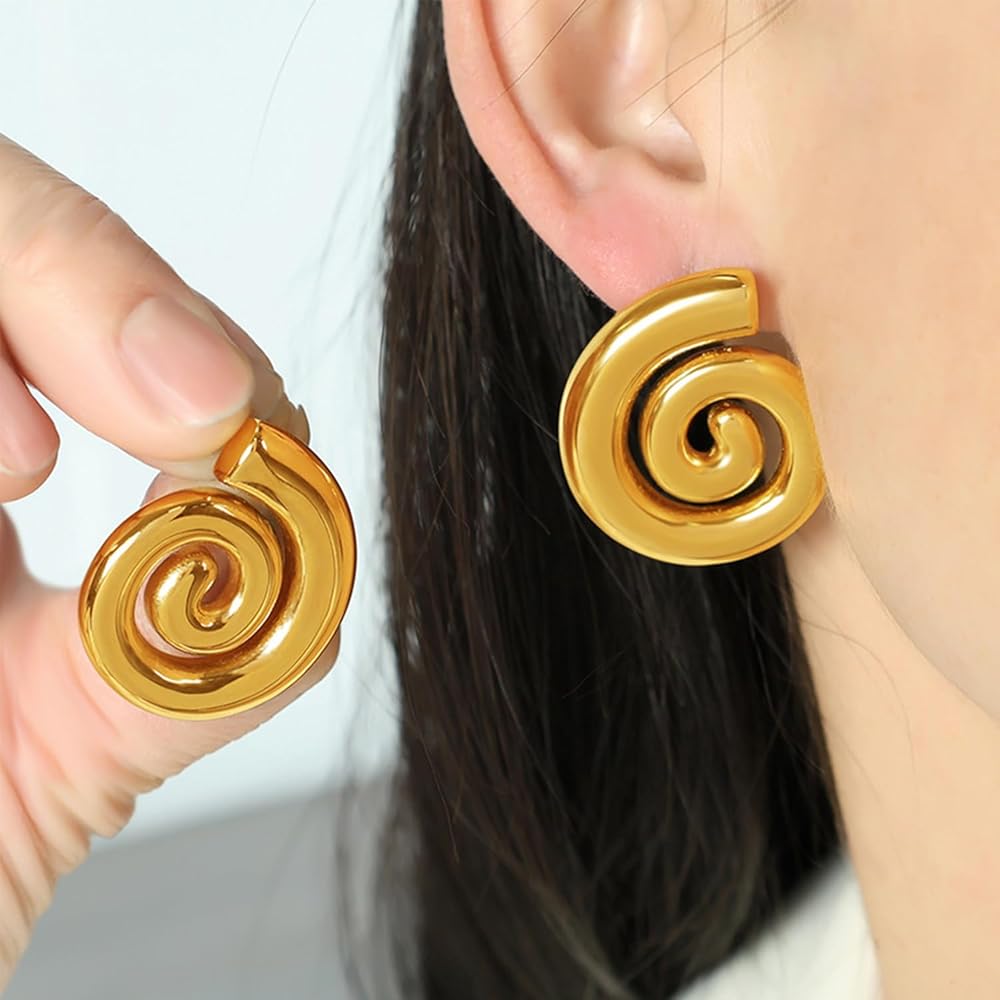 Daralelia  Earrings