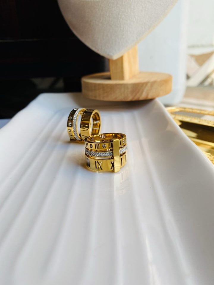 Triology Stacked Roman Ring