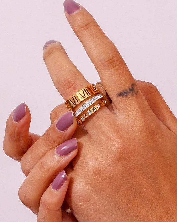 Triology Stacked Roman Ring