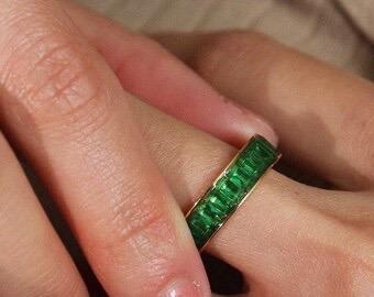 Emerald Layered Ring
