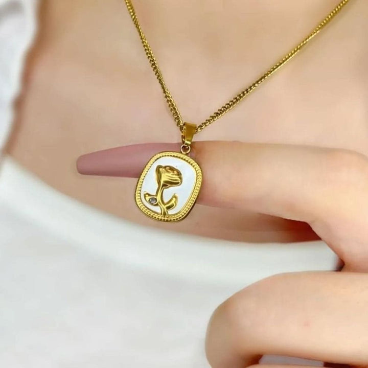 18K Flora  Necklace