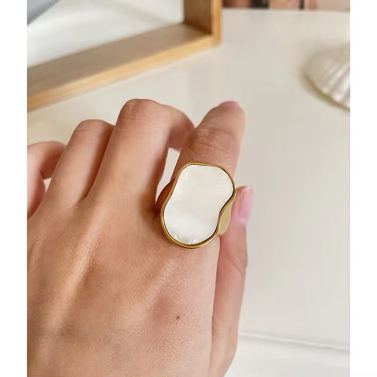 18k gold plated pearl ring